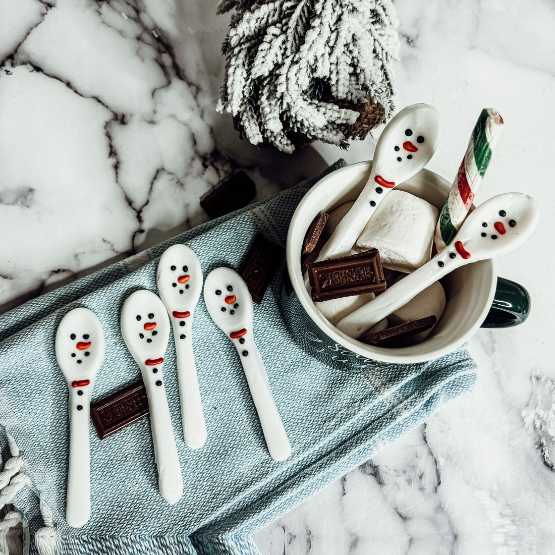 Edible snowman spoon for christmas stockings
hot chocolate gift homemade
christmas sweets for gifts
hot chocolate gift mug ideas